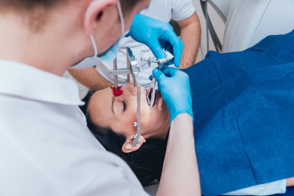 Bone Graft and Sinus Lift Surgery in Dubai